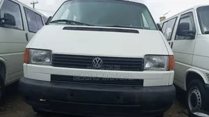Volkswagen Transporter 2005 White