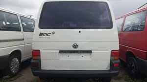 Volkswagen Transporter 2005 White
