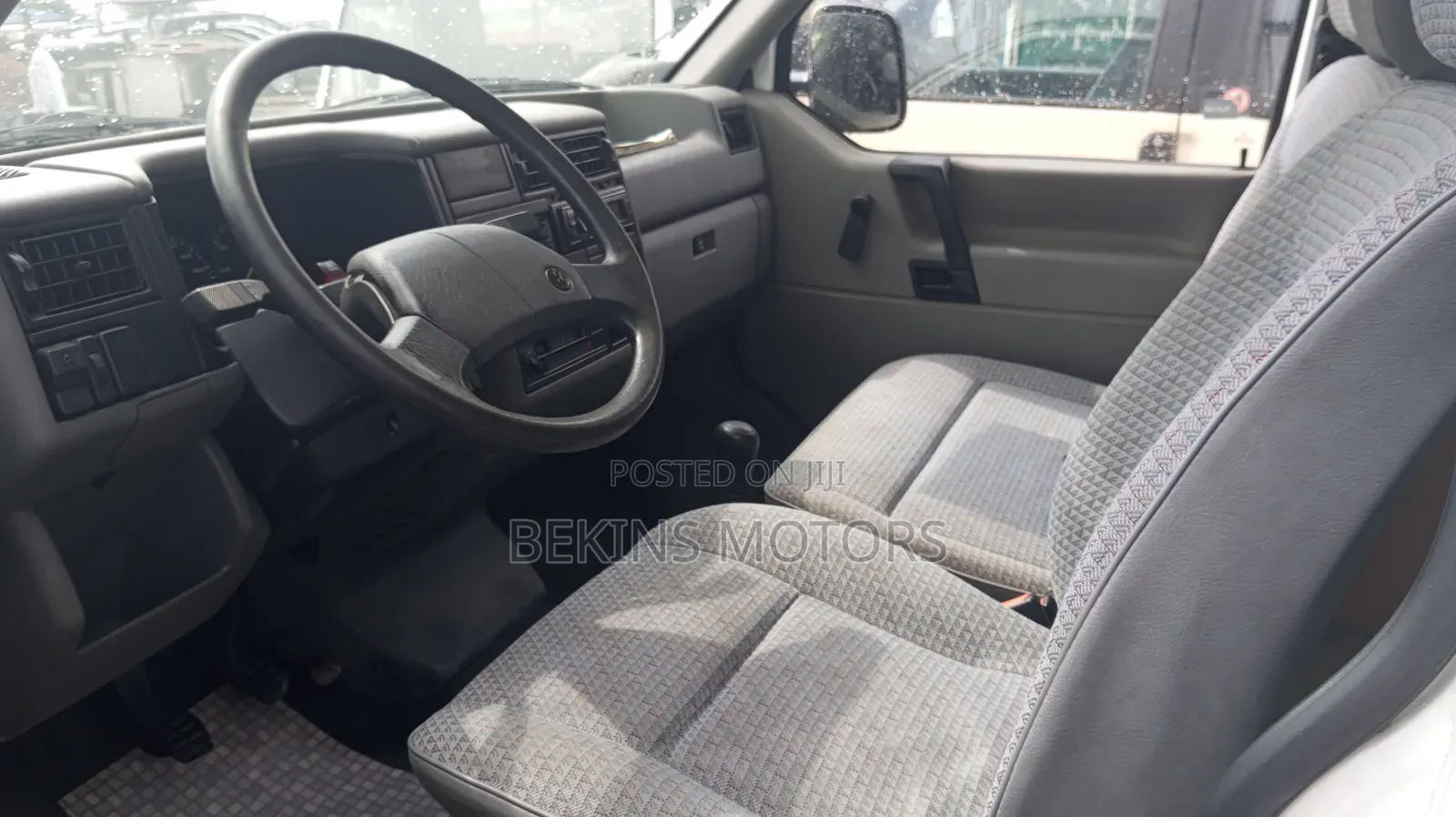 Volkswagen Transporter 2004 White