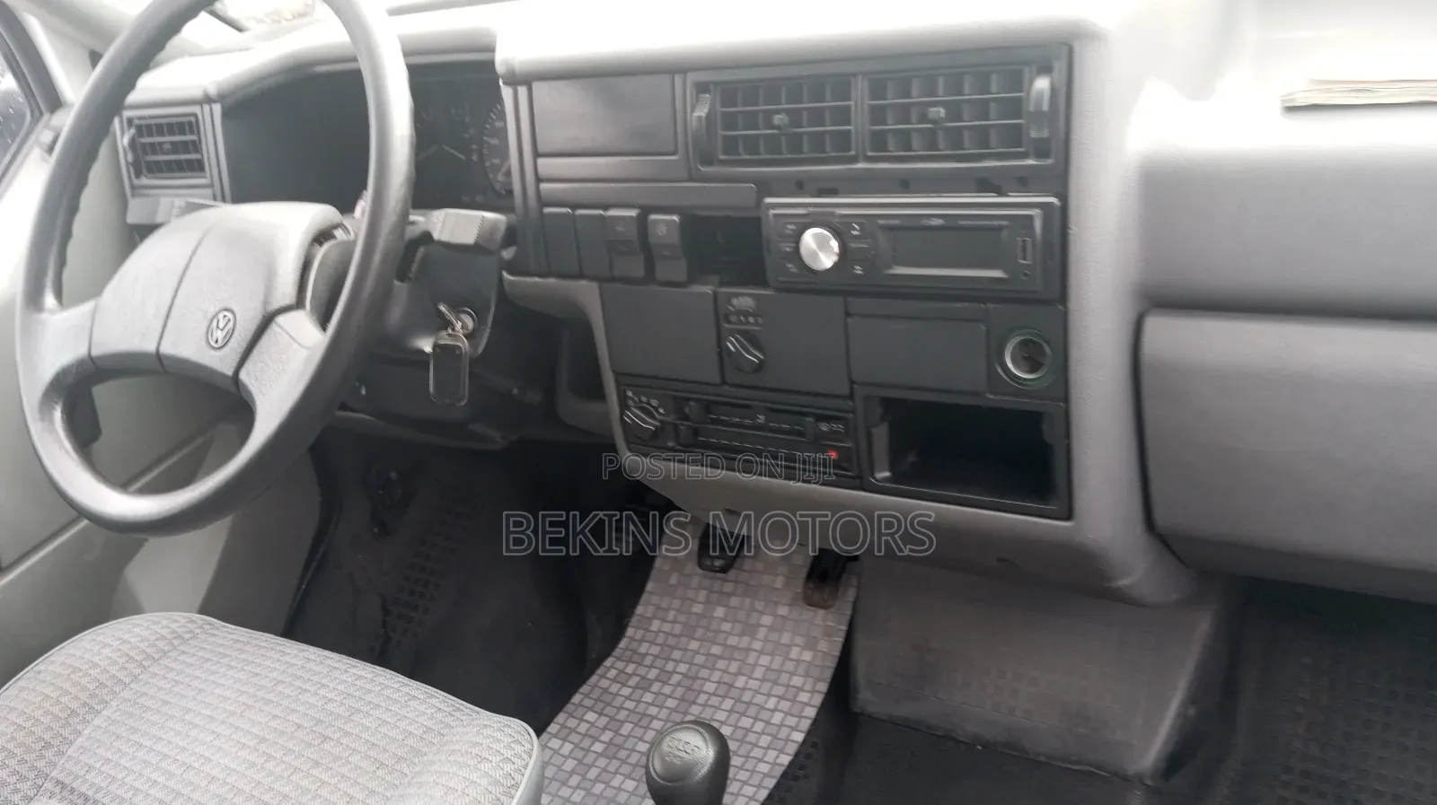 Volkswagen Transporter 2004 White