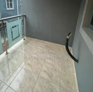 1bdrm Shared Apartment in Dpkay, Lekki Phase 2 for rent