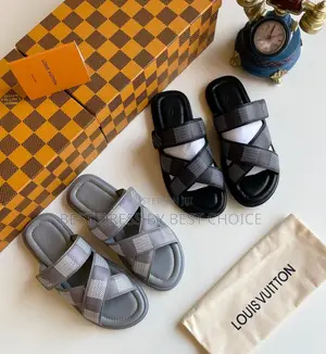 Louis Vuitton Open-Toed Strap Sandla