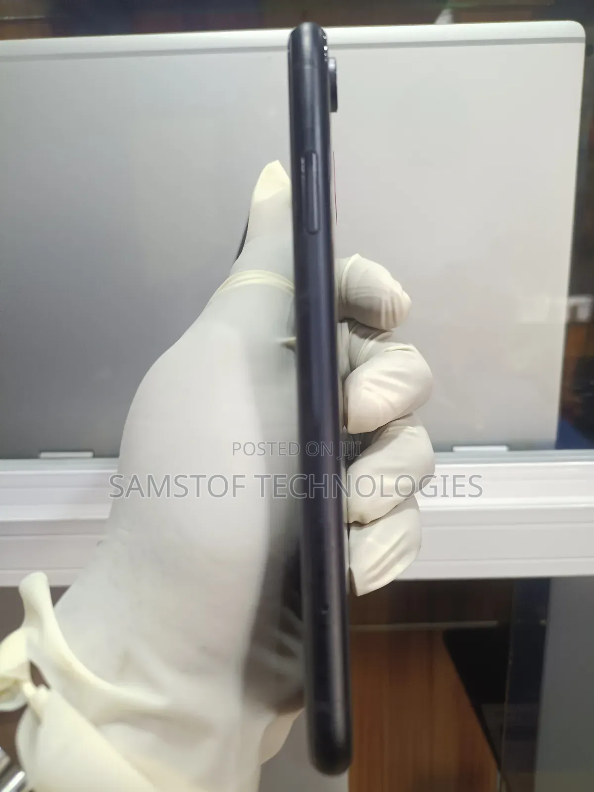Apple iPhone XR 64 GB Black