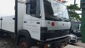 Foreign Used Mercedes-Benz 1114