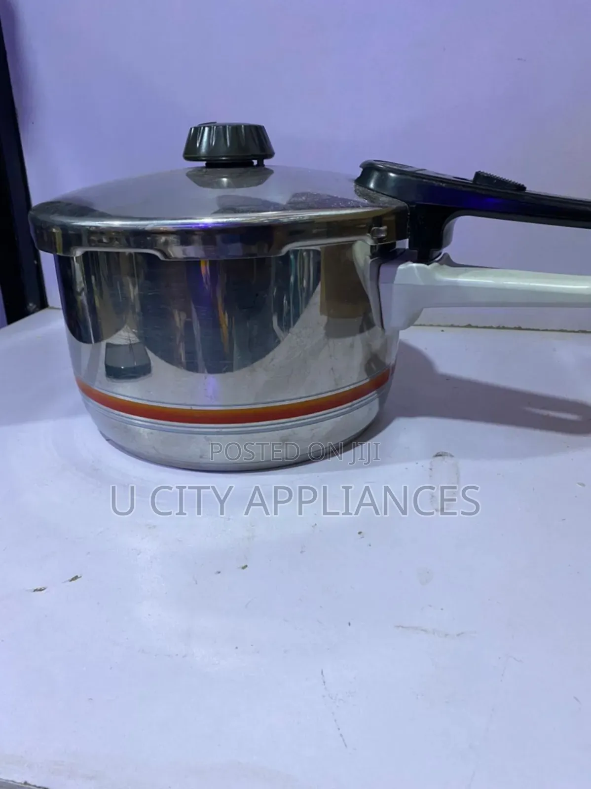 5 Liters Pressure Cooker