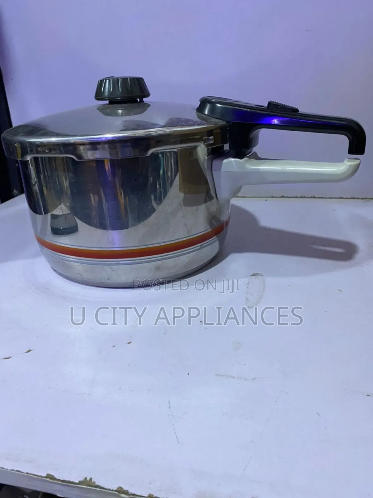 5 Liters Pressure Cooker
