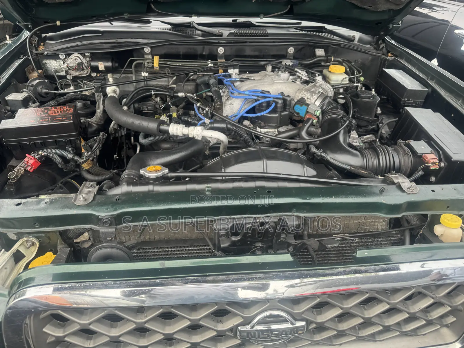 Nissan Pathfinder Automatic 2000 Green