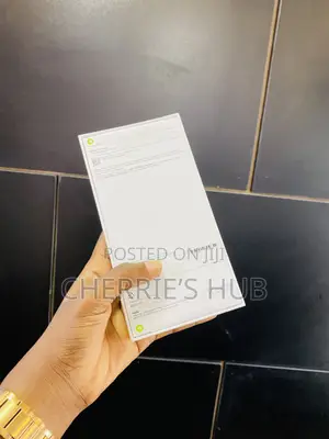 New Apple iPhone 16 Pro Max 256 GB Gold