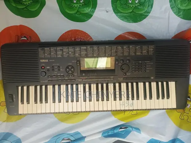 ピアノ　YAMAHA　PSR-520 ケース付き New (used) Synthesizer - Yamaha PSR-520 - YouTube