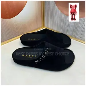 Photo - Original Marni Fussbett Suede