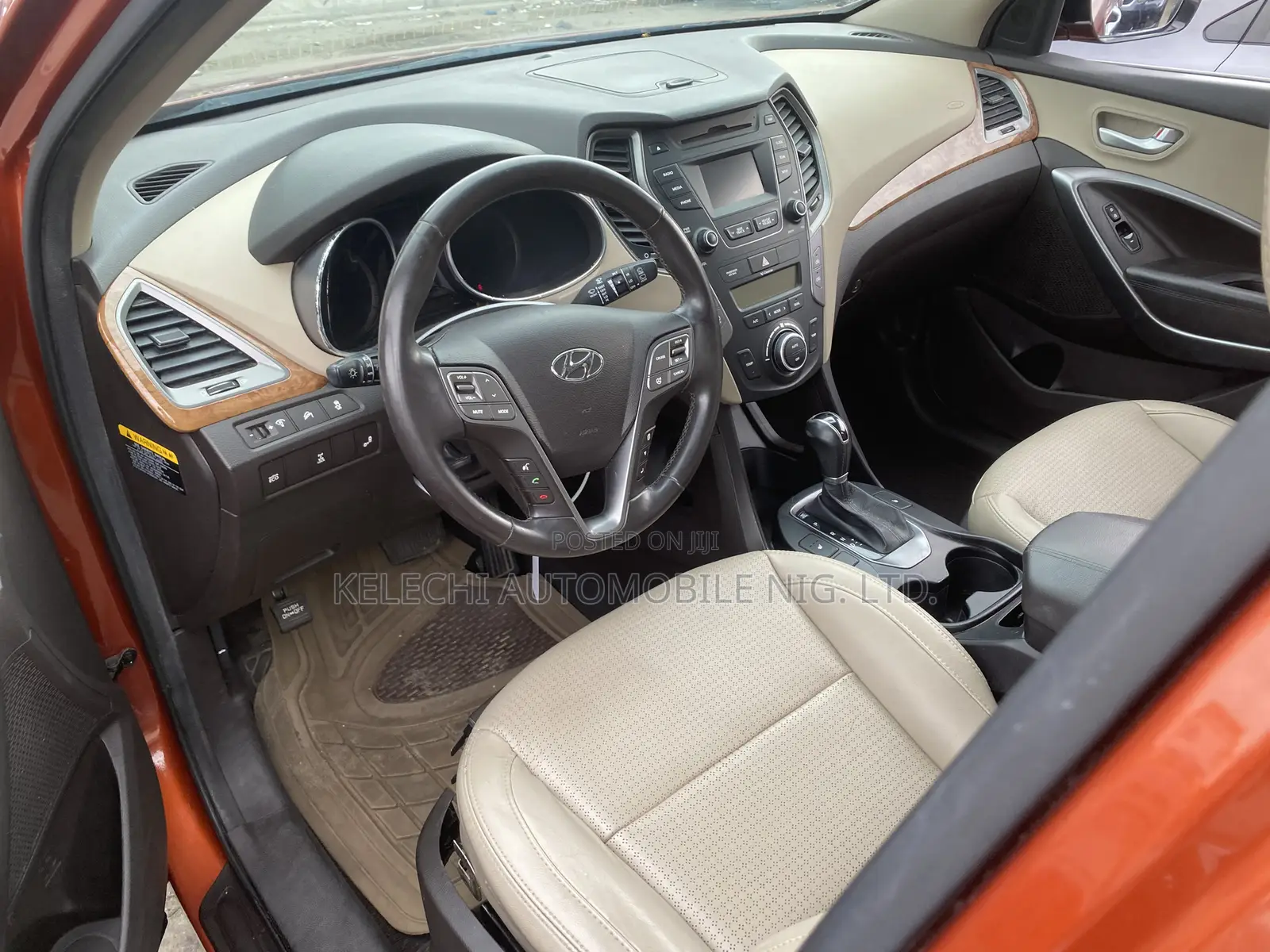 Hyundai Santa Fe 2014 Orange