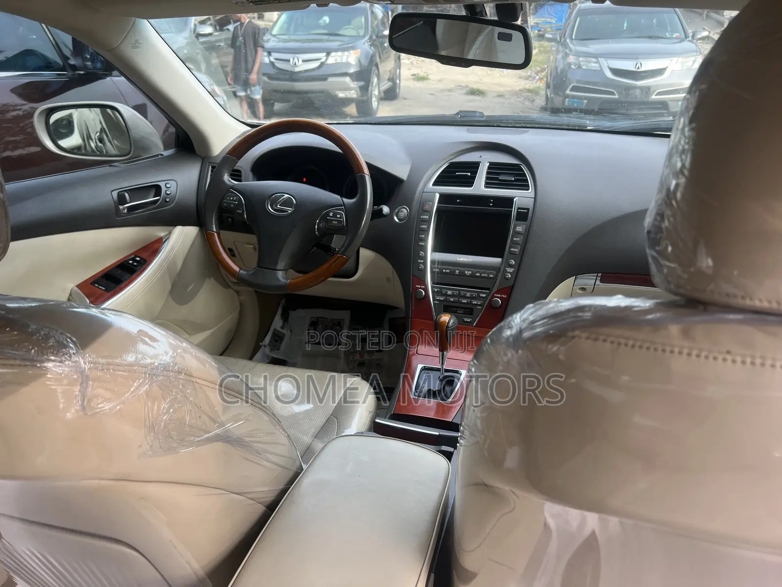 Lexus ES 350 2011 Gold