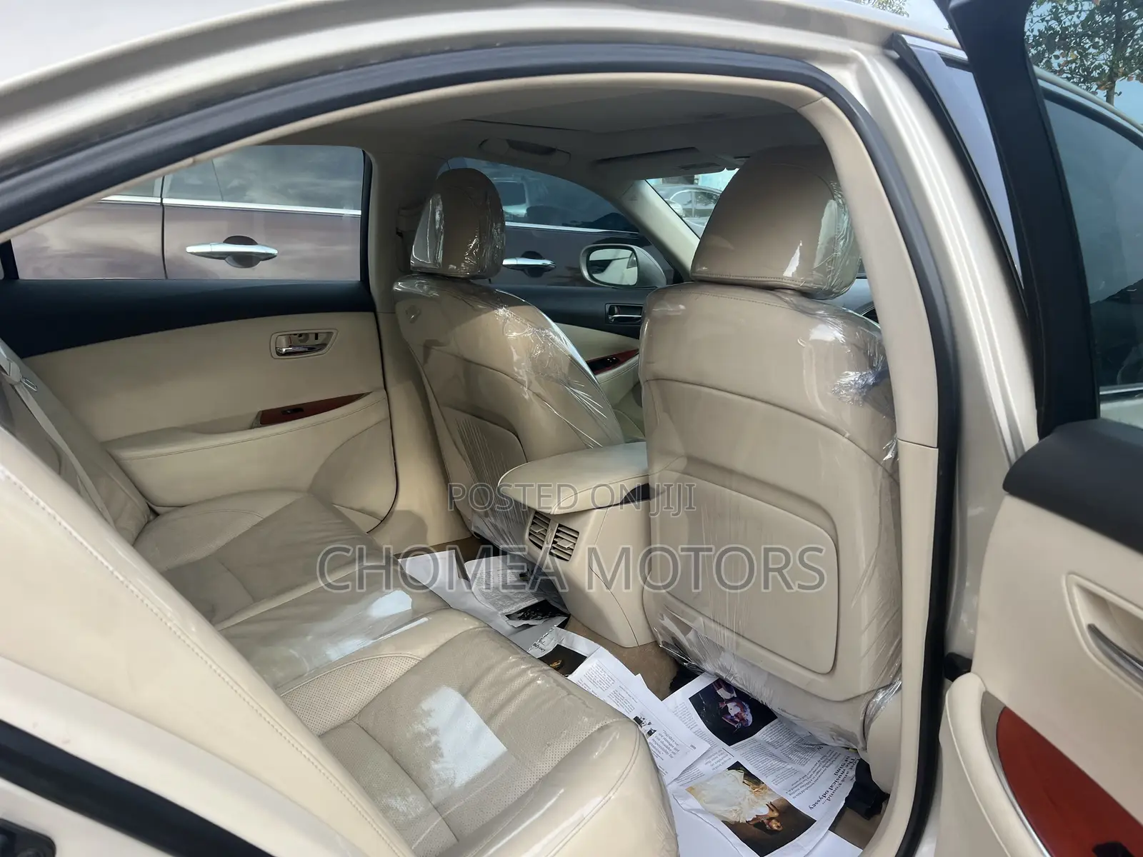 Lexus ES 350 2011 Gold