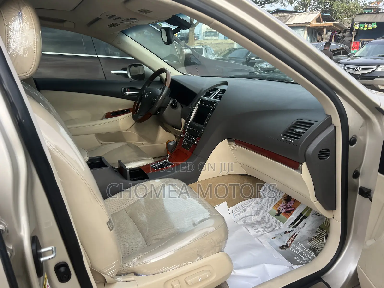 Lexus ES 350 2011 Gold