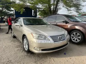 Lexus ES 350 2011 Gold