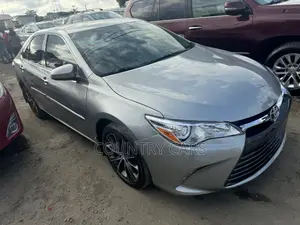 Toyota Camry 2015 Silver