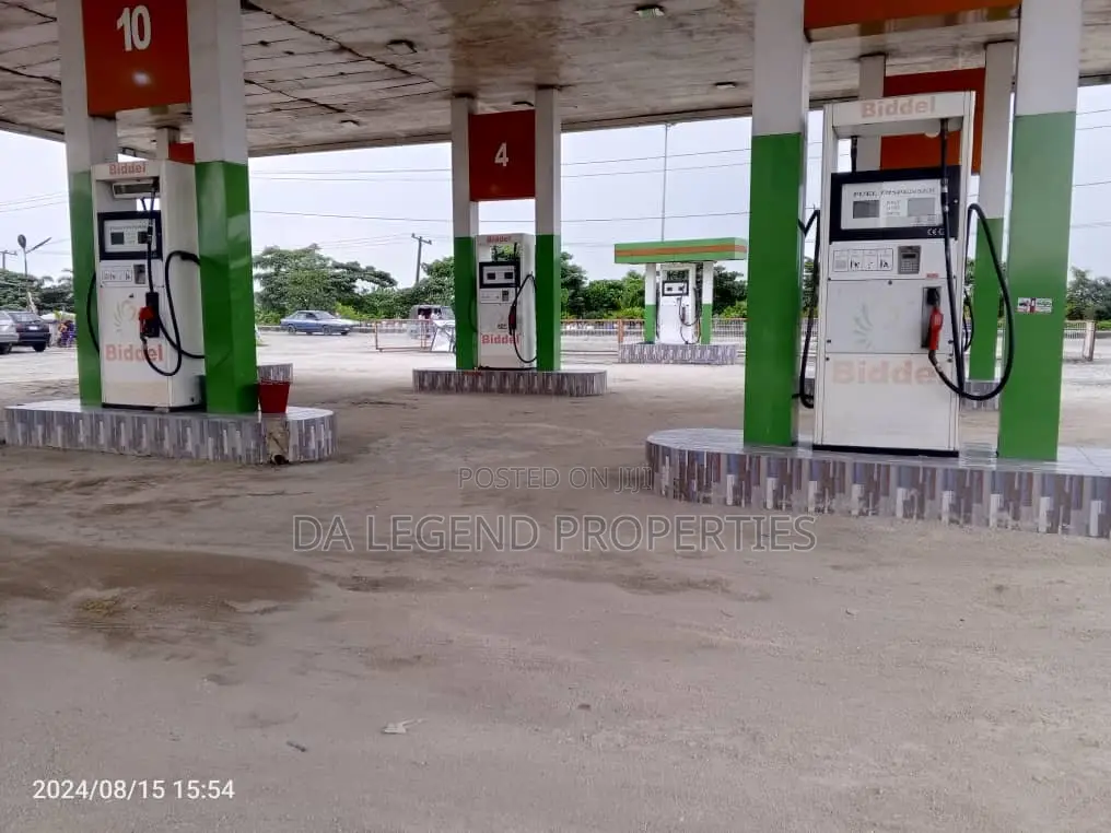 Mega Functional Fuel Station