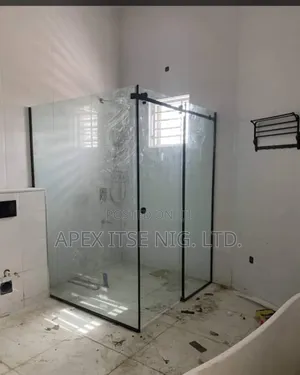 Estate Bathroom Shower Glass