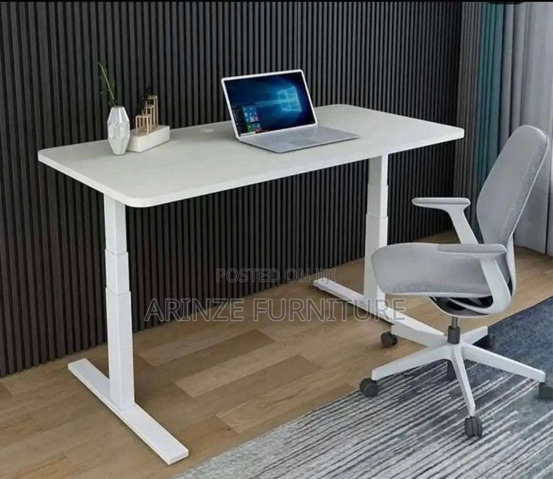 High Quality Height Adjustable Table