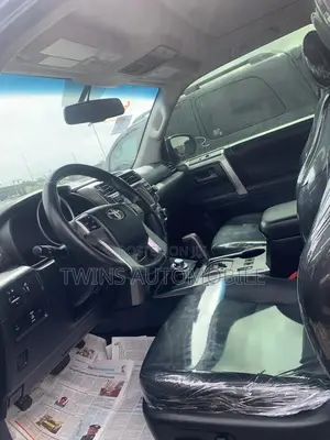 Toyota 4-Runner Limited 4X4 2013 Gray