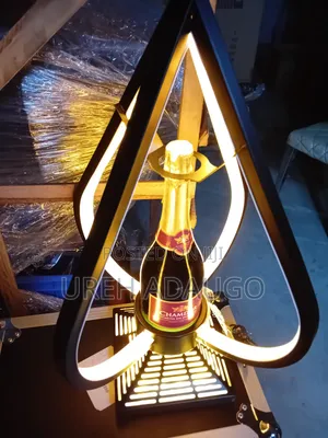 Champagne Carrier