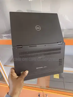 Laptop Dell Latitude 7390 8GB Intel Core I5 SSD 256GB