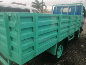 Nissan Cabstar 2010 Green