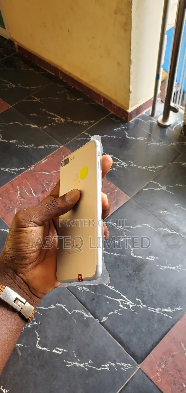 Apple iPhone 7 Plus 128 GB Gold