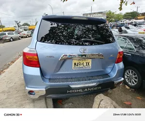 Toyota Highlander V6 2009 Blue