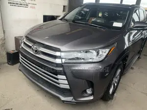 Toyota Highlander Limited 2019 Gray