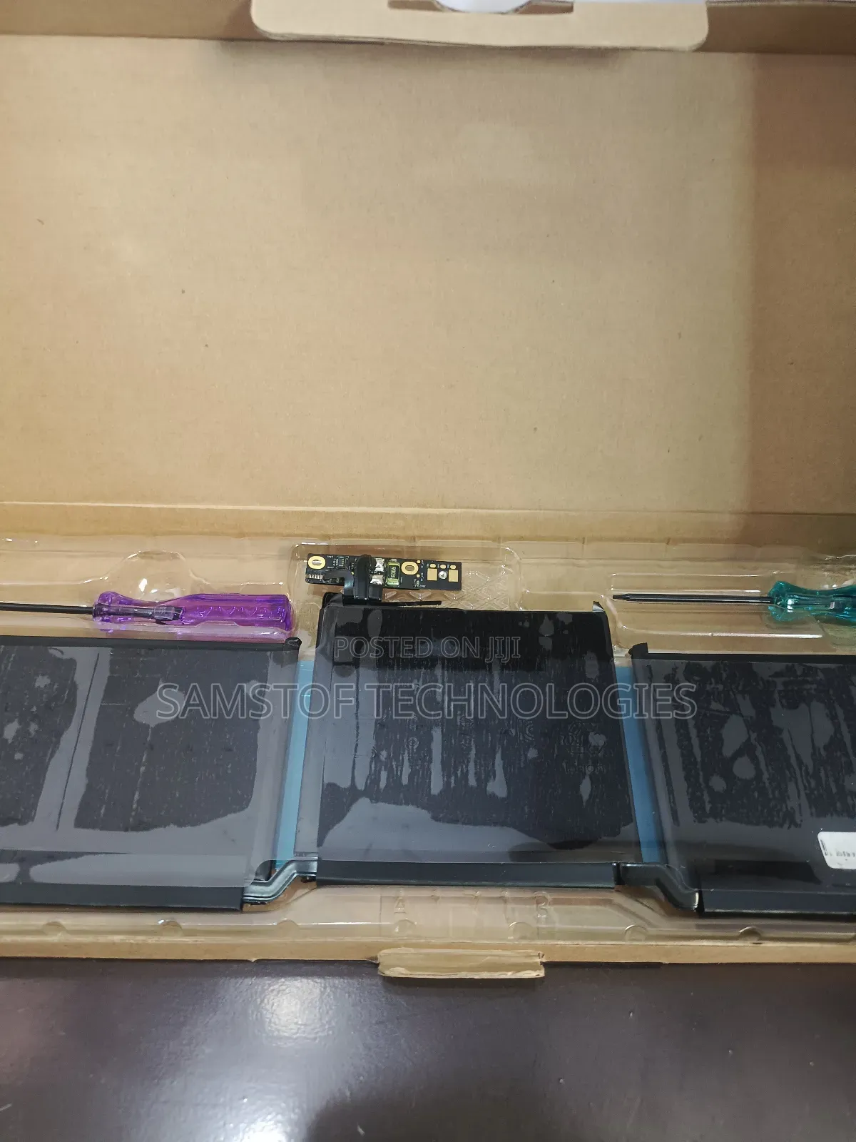 Apple Macbook Pro 13" A1713, A1708 Battery Late 2016, 2017