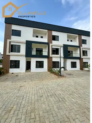 5bdrm Townhouse/Terrace in Jahi for sale
