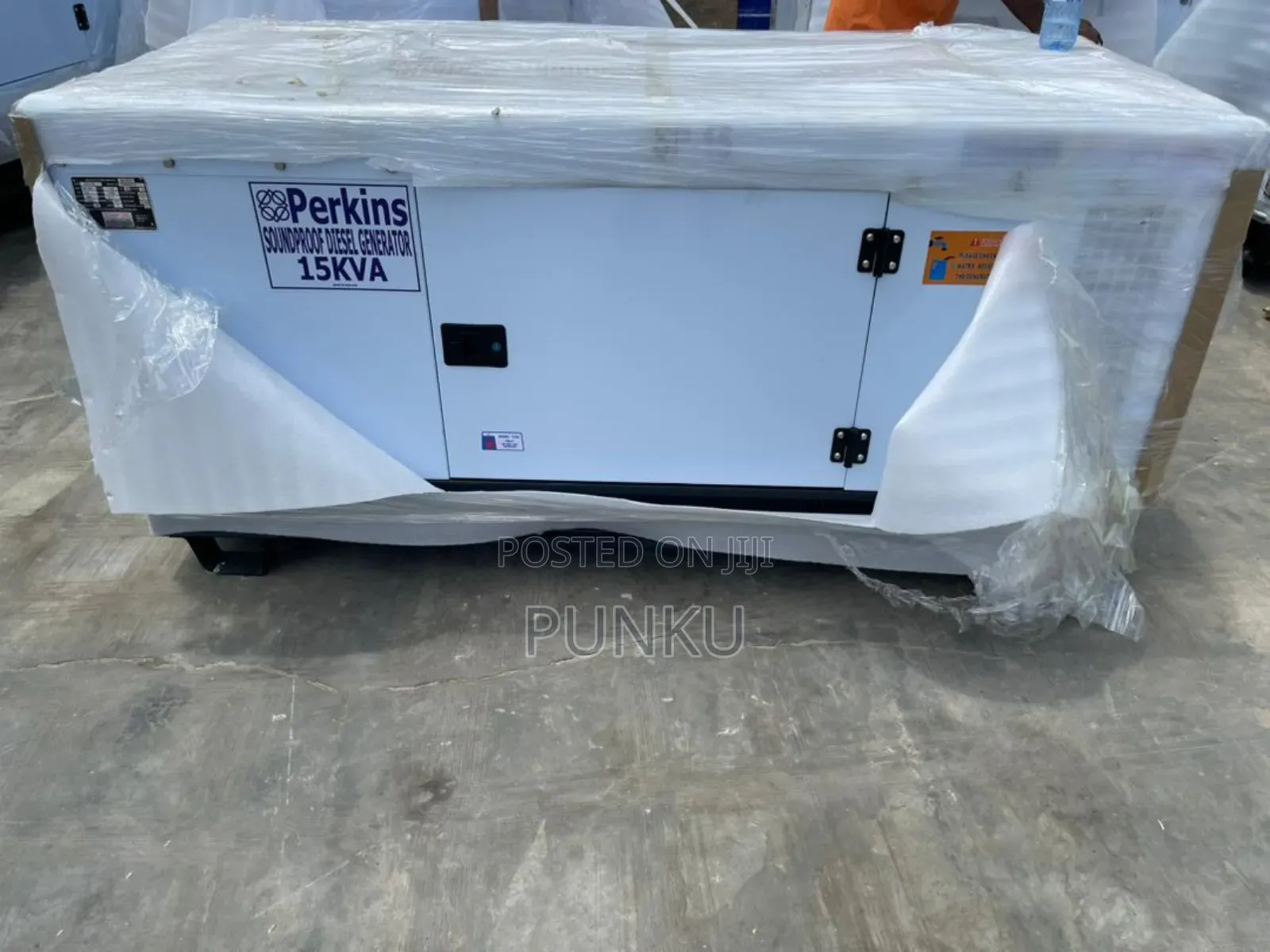 Sp 15 Kva Perkins Silence Gen Set With Pure Copper Engine