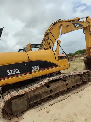 325cl Excavator With Hammer Linenigerian Used