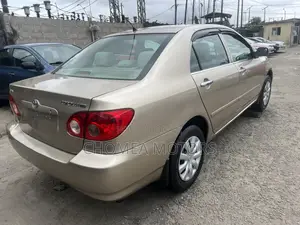 Toyota Corolla 2006 Gold