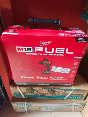 Milwaukee Impact Drill 18v