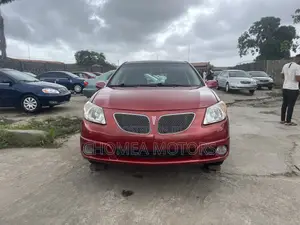 Toyota Vitz 2010 Red