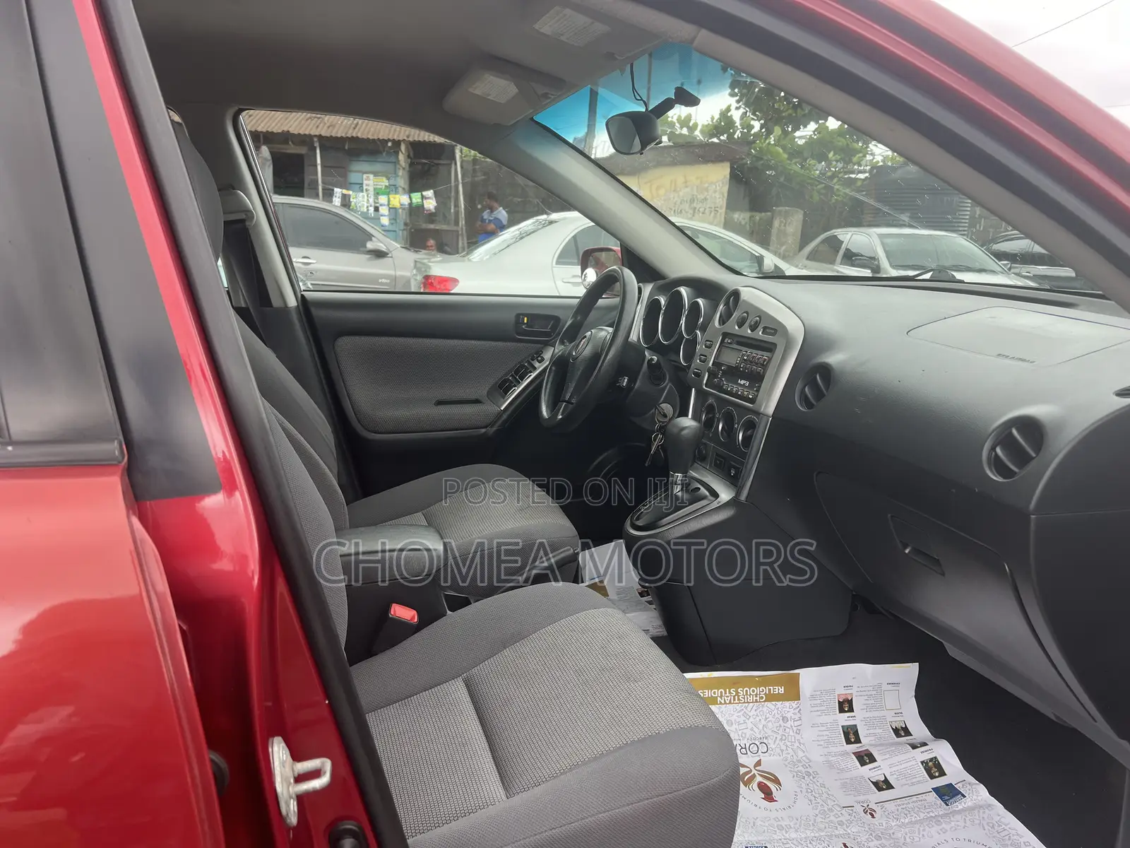 Toyota Vitz 2010 Red