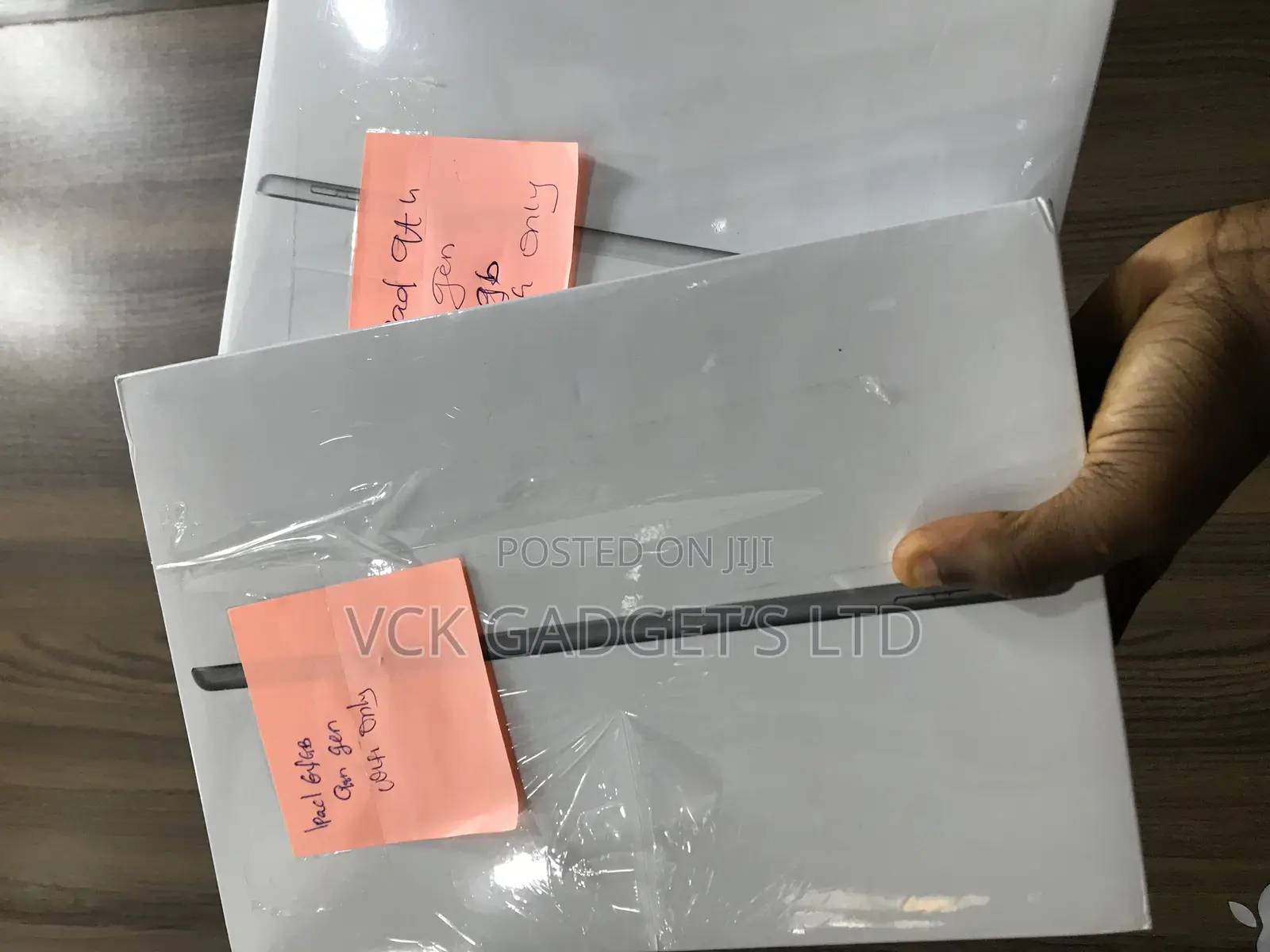 New Apple iPad 10.2 (2021) 64 GB Gray