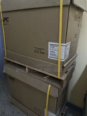 APC Smart Smc 2200I UPS