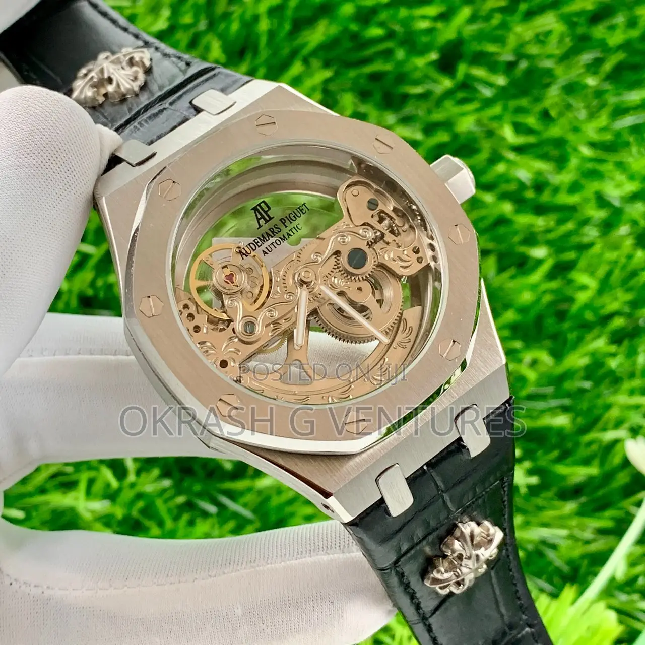 Audemars Piguet (AP) Automatic Silver Leather Strap Watch