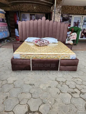 6by6 Padded Bed With Side Drawers.