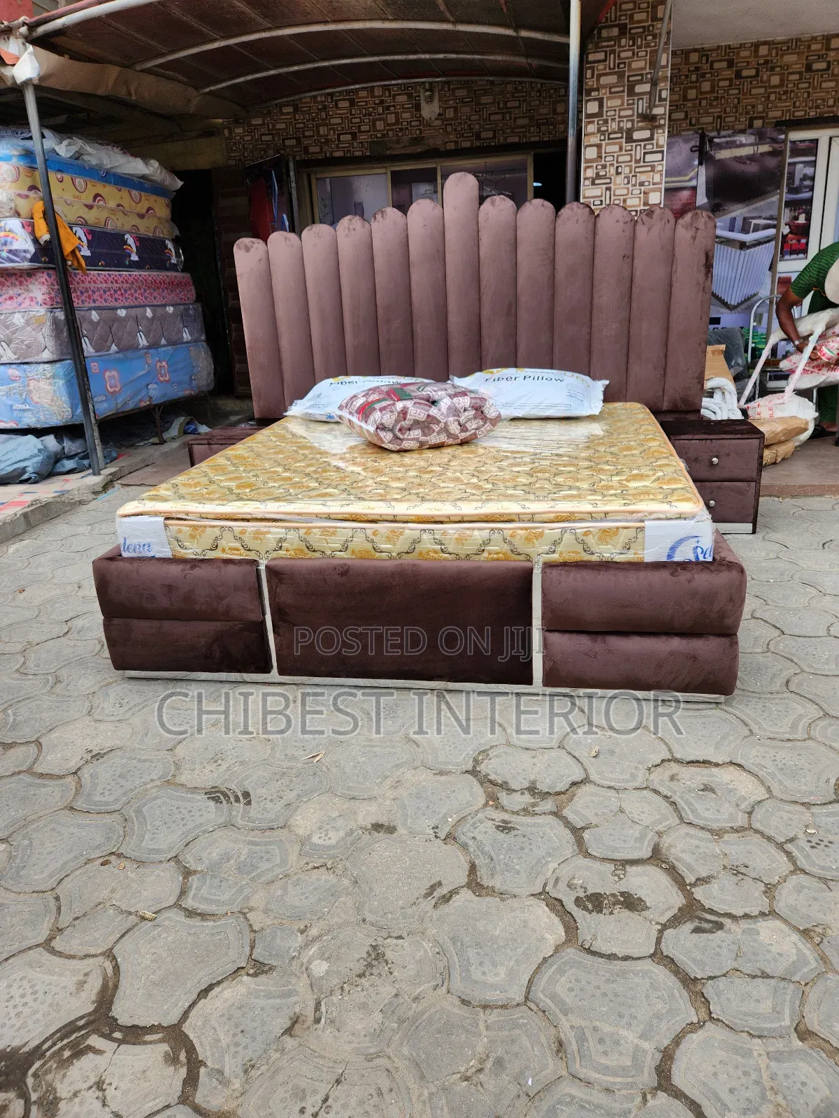 Well Padded 6by6 Bed Stand