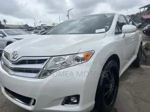 Toyota Venza 2011 Off white
