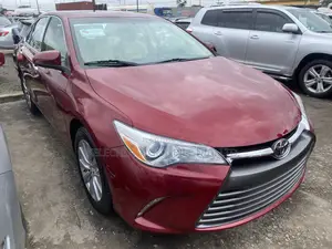 Toyota Camry 2016 Red