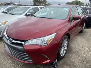 Toyota Camry 2016 Red