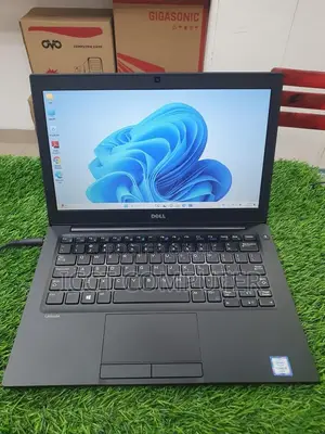 New Laptop Dell 8GB Intel Core I5 SSD 256GB