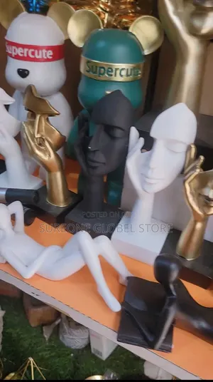 Sculptures and Figuring Home