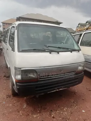 Photo - Toyota HiAce 2000 Blue
