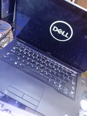 Laptop Dell Latitude 7390 8GB Intel Core I5 SSD 256GB